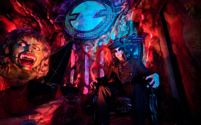 Ozzy Osbourne inaugura una terrorífica experiencia en Universal Studios