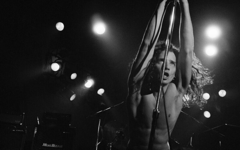 Soundgarden consagro su identidad pesada con Louder Than Love en 1989