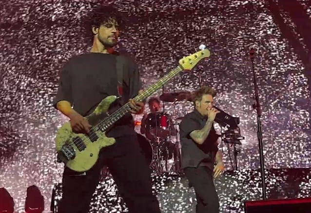 Papa Roach cancela su concierto en Louder Than Life por urgencia medica