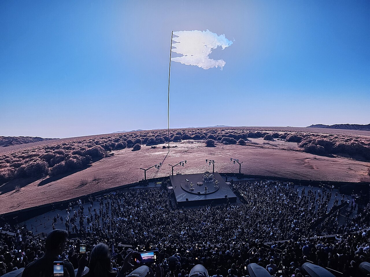 U2 Carnaval de Luz: Bono explica la canción sobre Rosalía