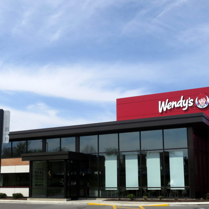 Wendy’s lanza un álbum emo con voces de Memphis May Fire y Silverstein
