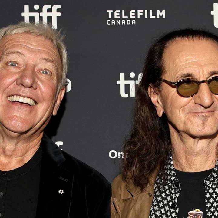 Geddy Lee y Alex Lifeson honran a Neil Peart en Toronto