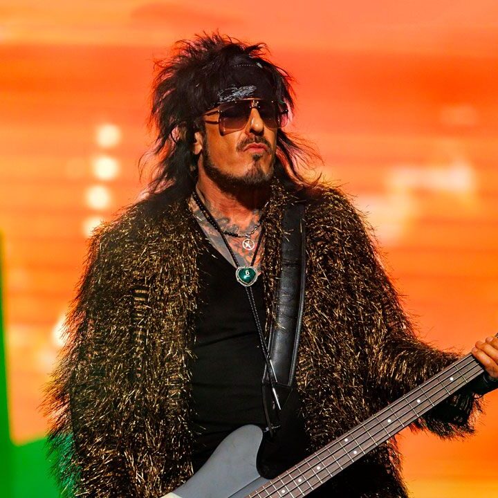 Nikki Sixx confirma que los conciertos de Mötley Crüe quedan libres de política