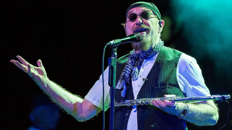 Ian Anderson repasa la legendaria trayectoria de Jethro Tull