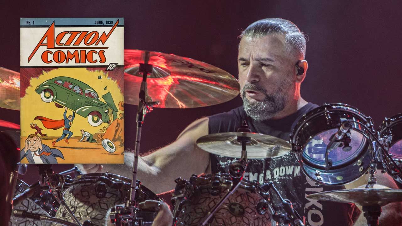 John Dolmayan gasta una fortuna en historietas de Superman