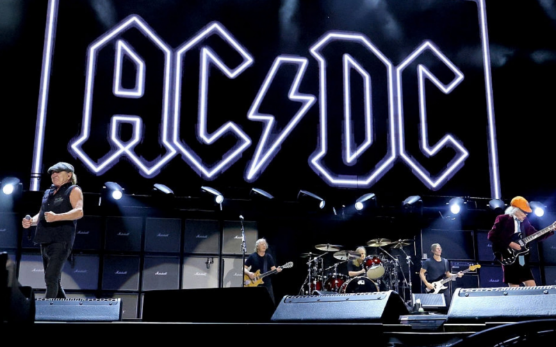 Dave Grohl sorprende a los fans al tocar con AC/DC en Nueva Jersey
