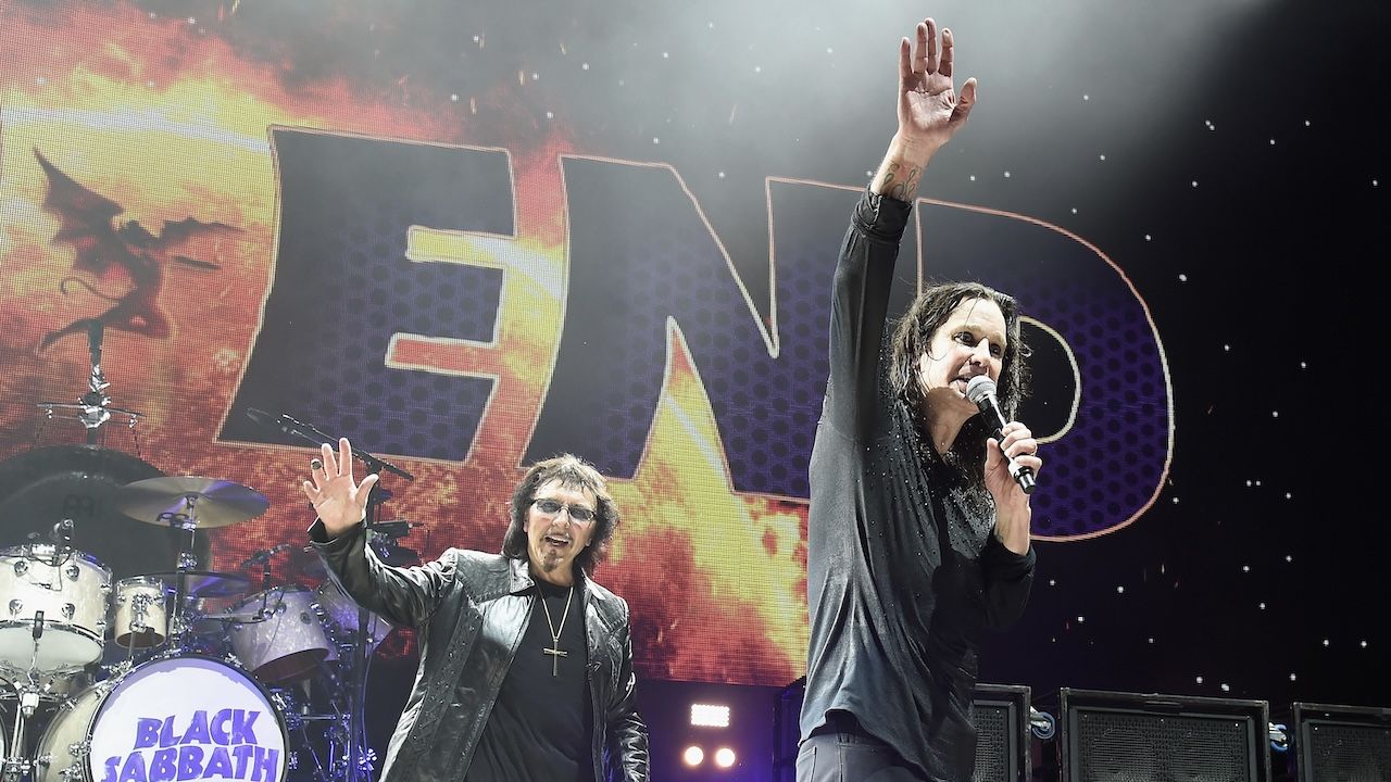 Tony Iommi reflexiona sobre su propia mortalidad tras la partida de Ozzy Osbourne