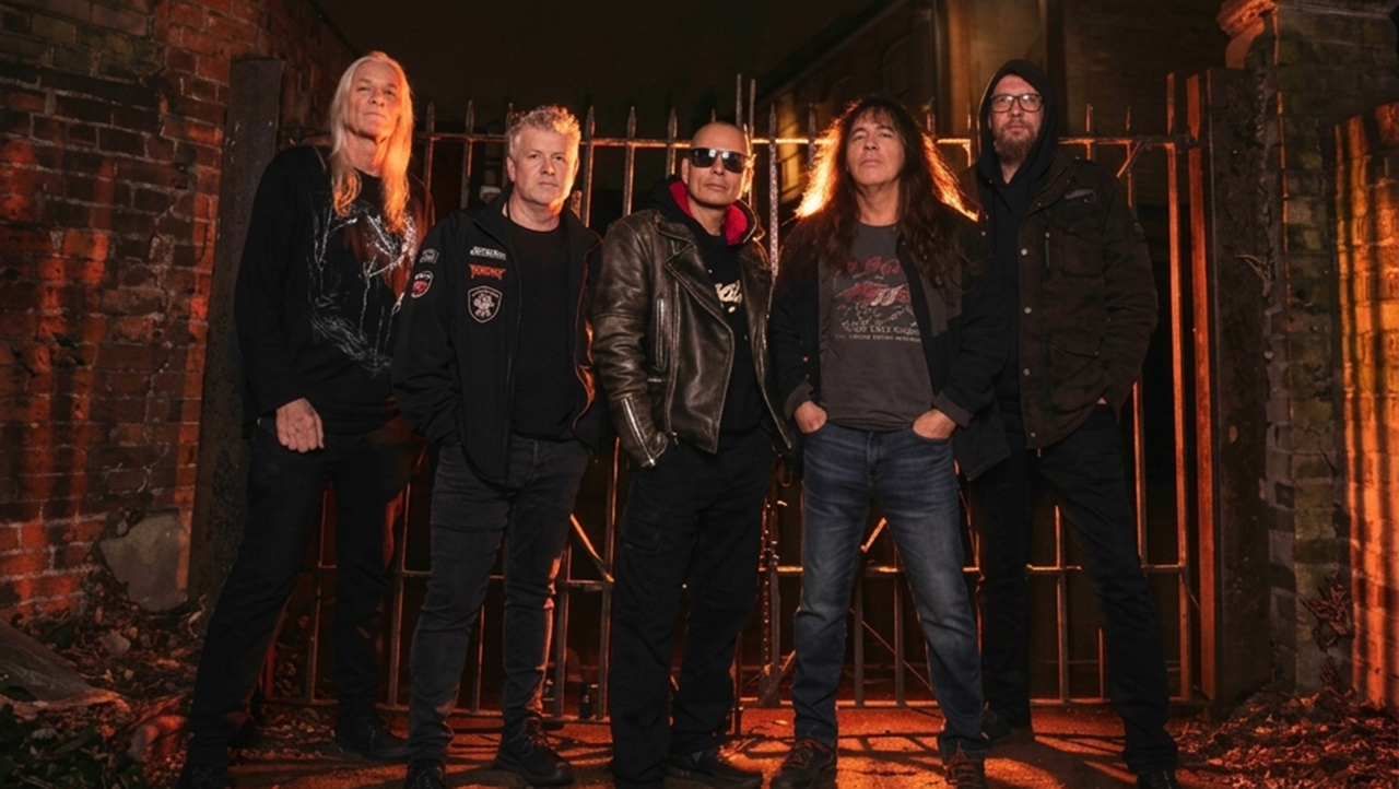 Steve Harris anuncia residencia navideña con British Lion