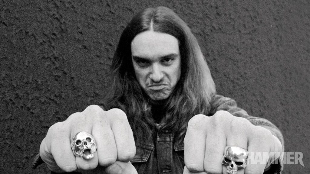 Metal Hammer rinde homenaje a Cliff Burton