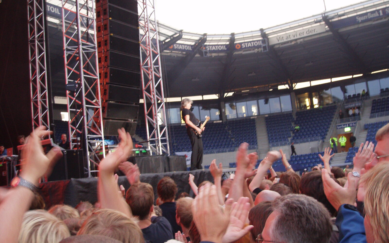 Roger Waters critica duramente a James Hetfield de Metallica