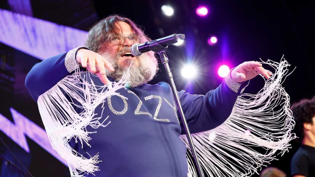 Jack Black y Geezer Butler interpretan un clásico de Black Sabbath