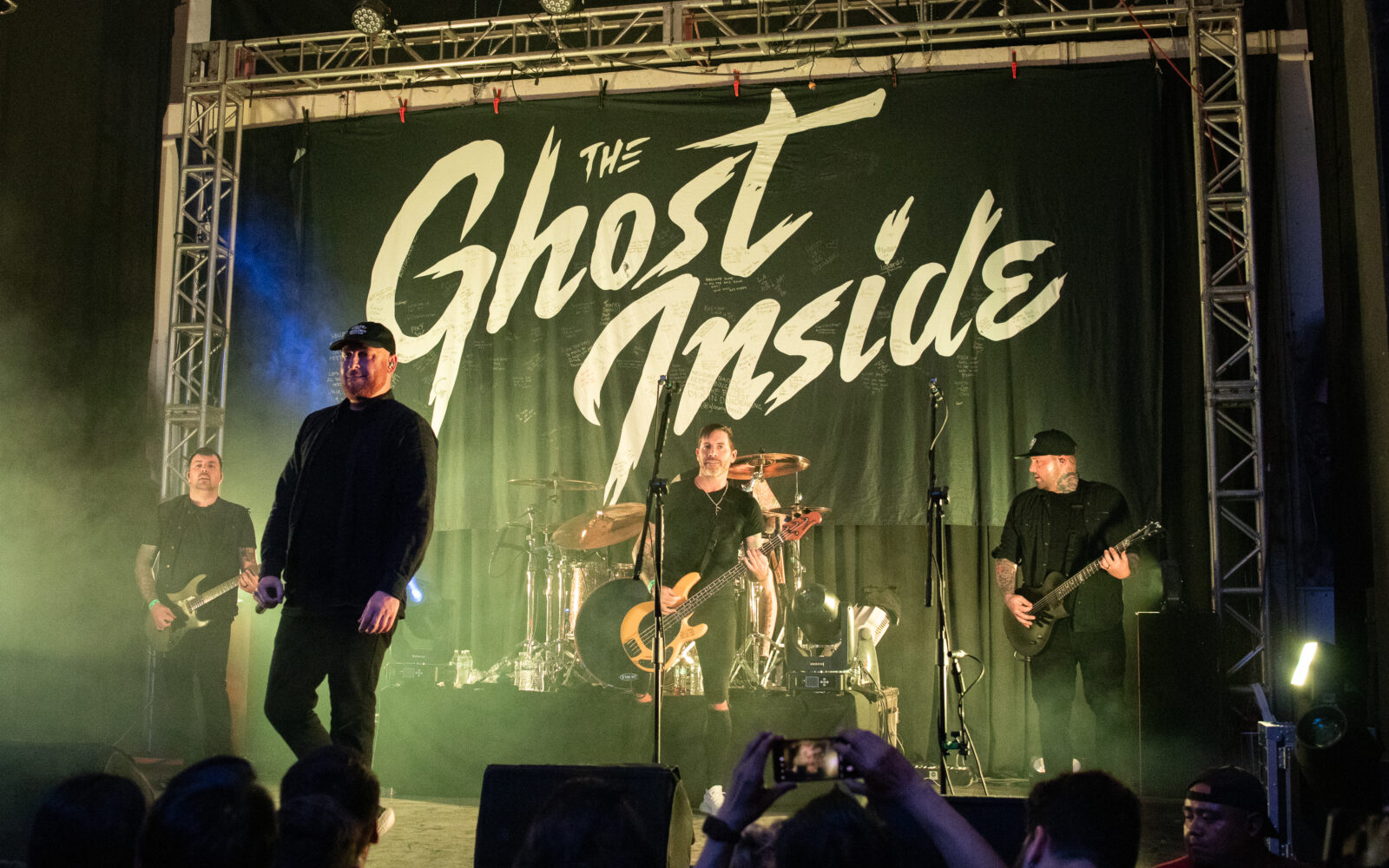 The Ghost Inside encabeza el tributo a Andy Williams