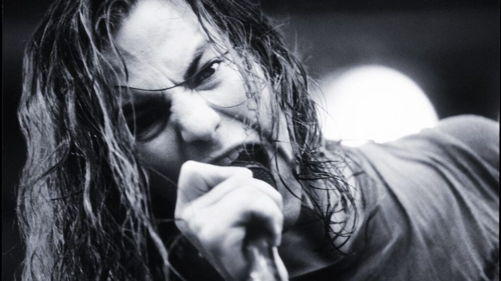 Pearl Jam consagra su inmortalidad con el furioso disco Vs