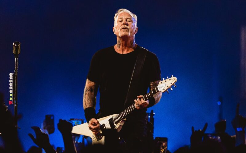 James Hetfield explica por qué Metallica evita discursos políticos