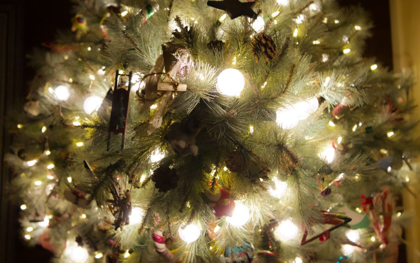 Alanis Morissette anuncia su primer álbum navideño