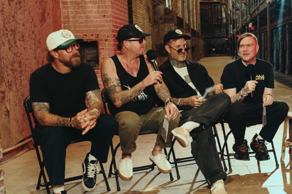 Motionless in White explora lo desconocido en un programa de misterio