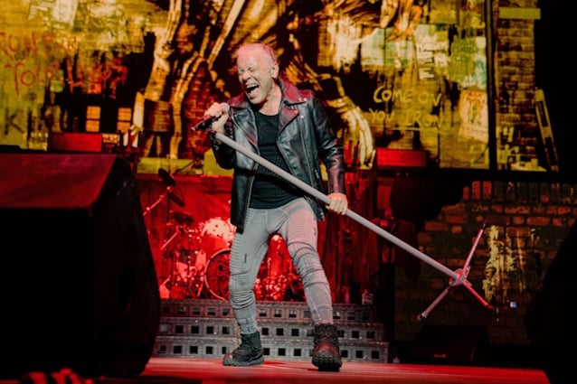 Bruce Dickinson confirma grandes sorpresas para el futuro de Iron Maiden