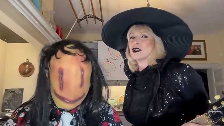 Toyah Willcox y Robert Fripp sorprenden con un videoclip extremo
