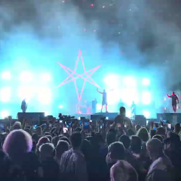 Bring Me the Horizon interpreta por primera vez The Fox and the Wolf junto a Josh Scogin