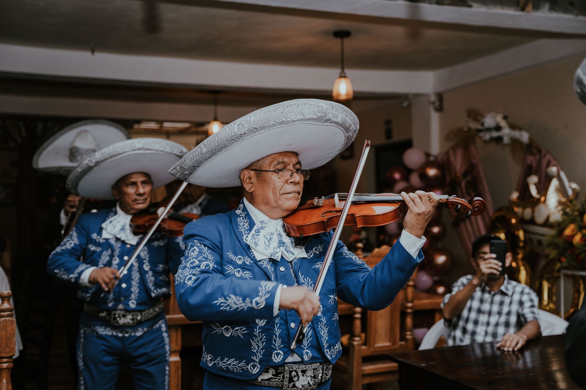 Mike Patton debuta con Mondo Cane en Bellas Artes con mariachi